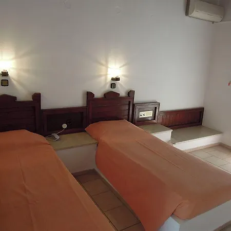 Hotell Corfu Village (adults Only) Agios Ioannis Peristerion