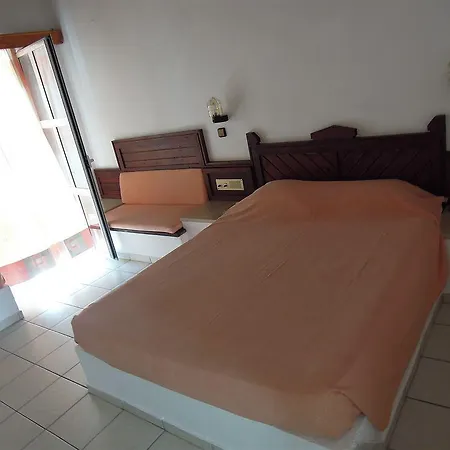Corfu Village (adults Only) Agios Ioannis Peristerion